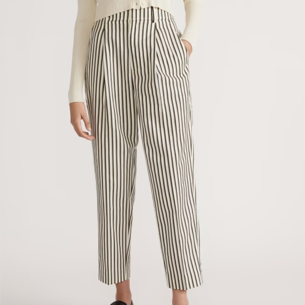 EVERLANE The TENCEL™ Way-High® Taper Pant - Picture 1 of 8
